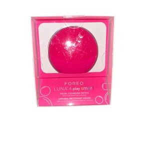 FOREO Luna 4 Play Smart Facial Device - Vibrant Pink